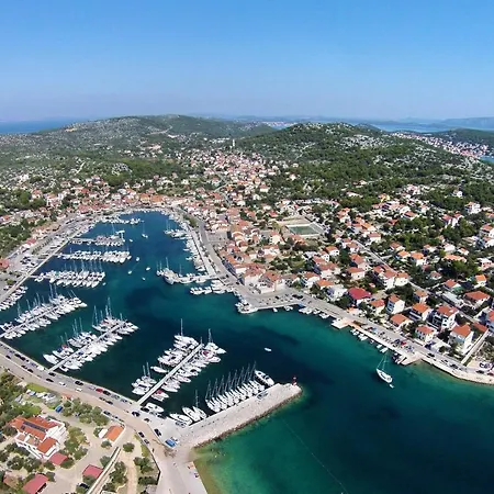 Appartamento With A Parking Space Jezera, Murter - 11373 Jezera