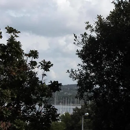 With A Parking Space Jezera, Murter - 11373 *